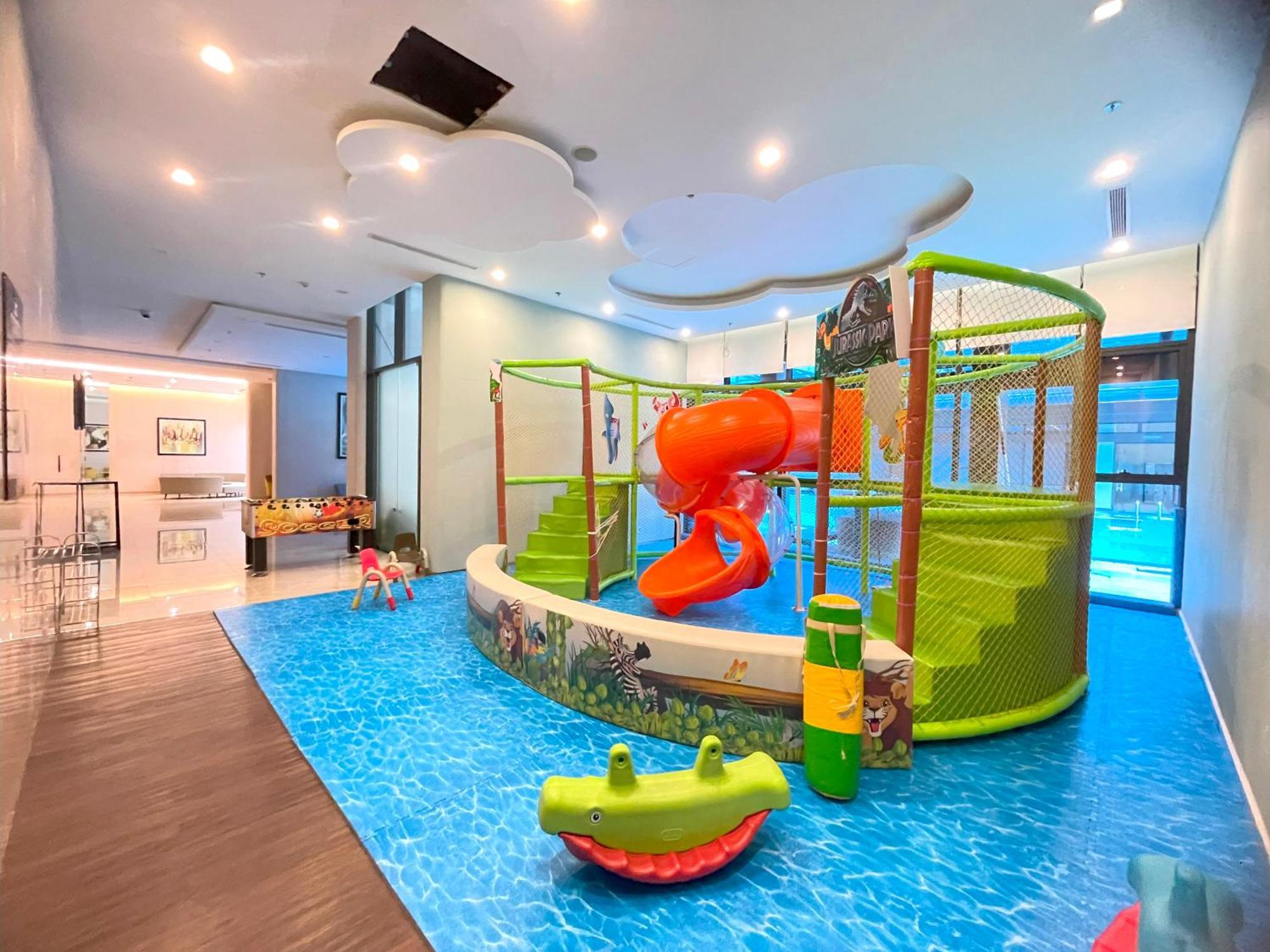 Qmp - Vinhomes Metropolis ハノイ市 エクステリア 写真