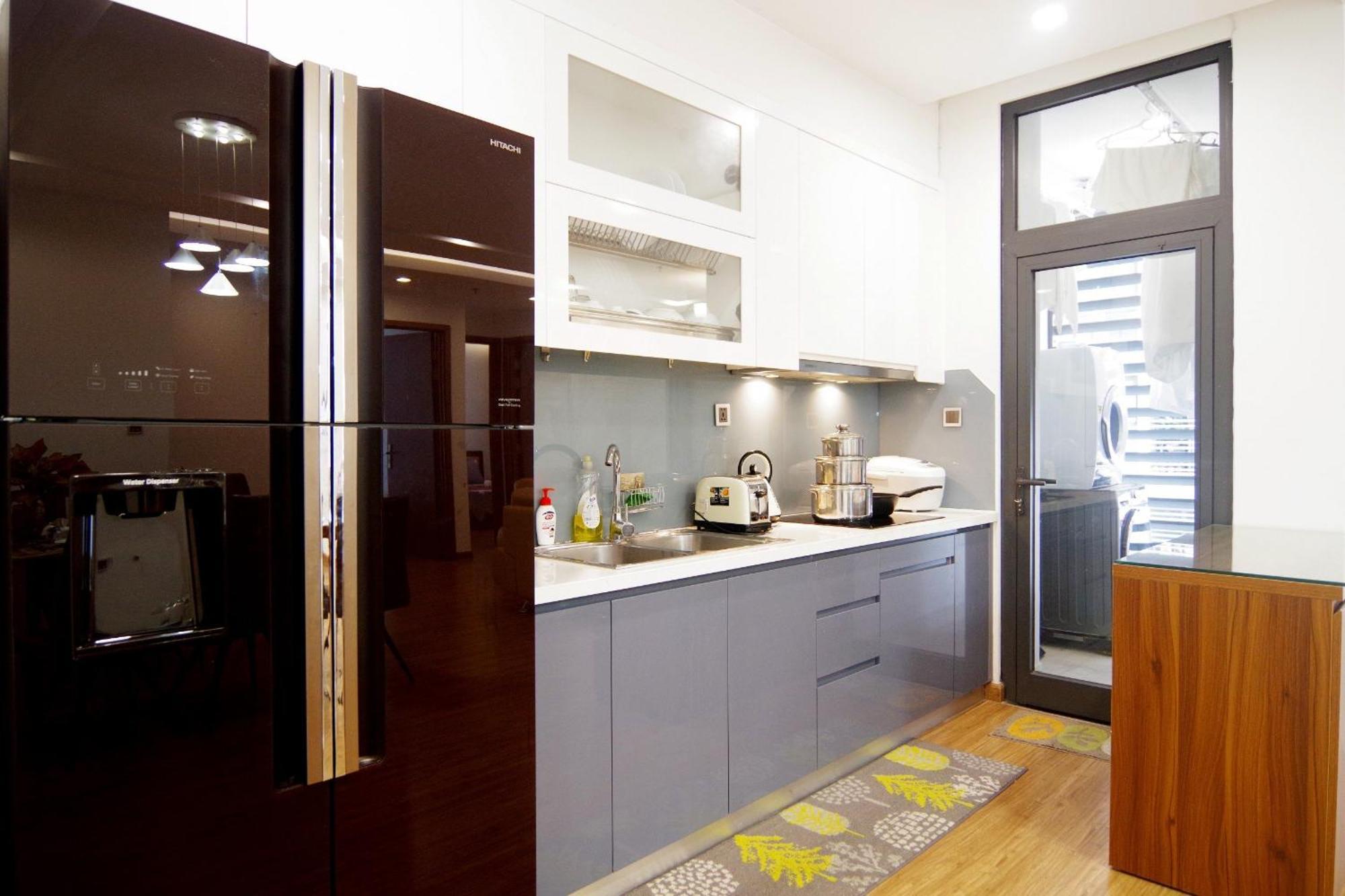 Qmp - Vinhomes Metropolis ハノイ市 エクステリア 写真